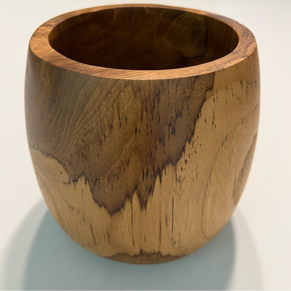 Threshold Medium Wood Vessel